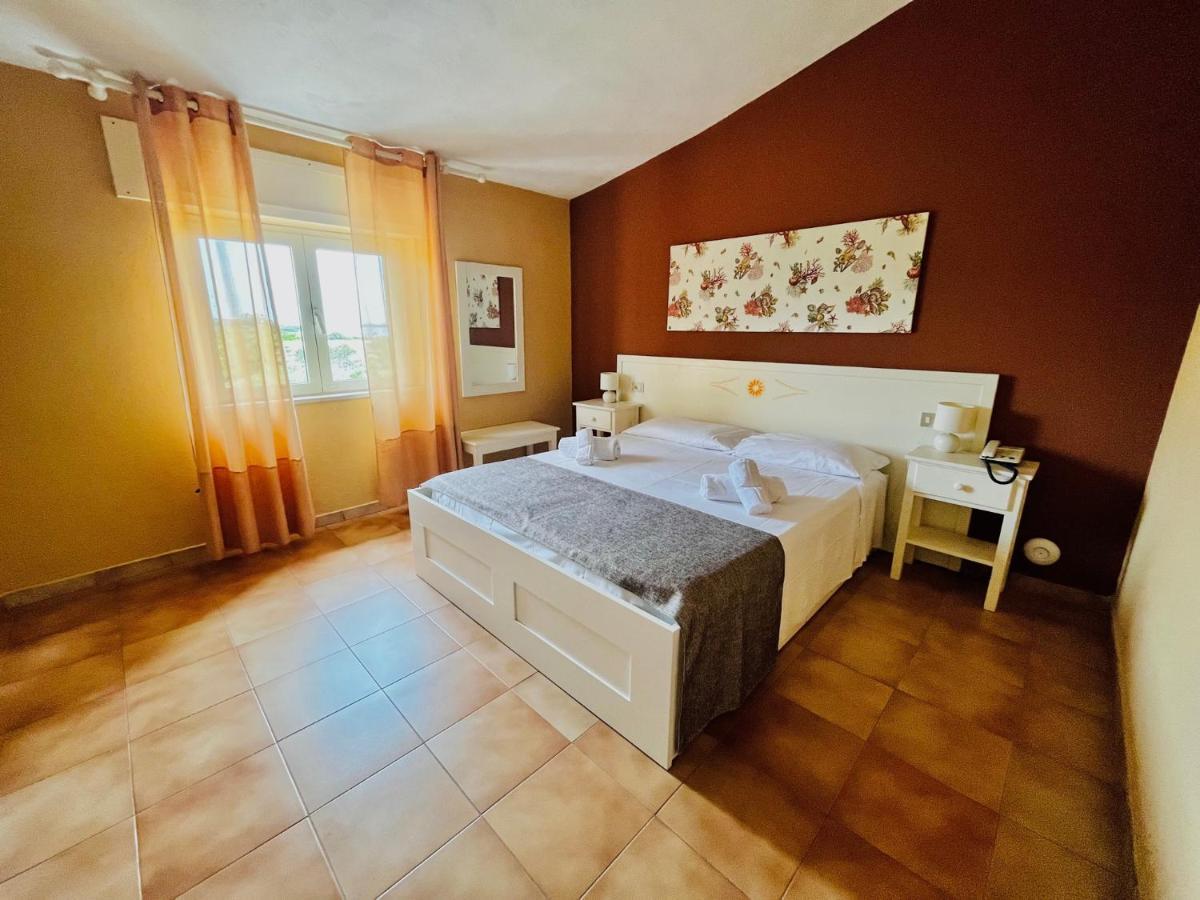 Hotel Frassetto Santa Teresa Gallura Buitenkant foto